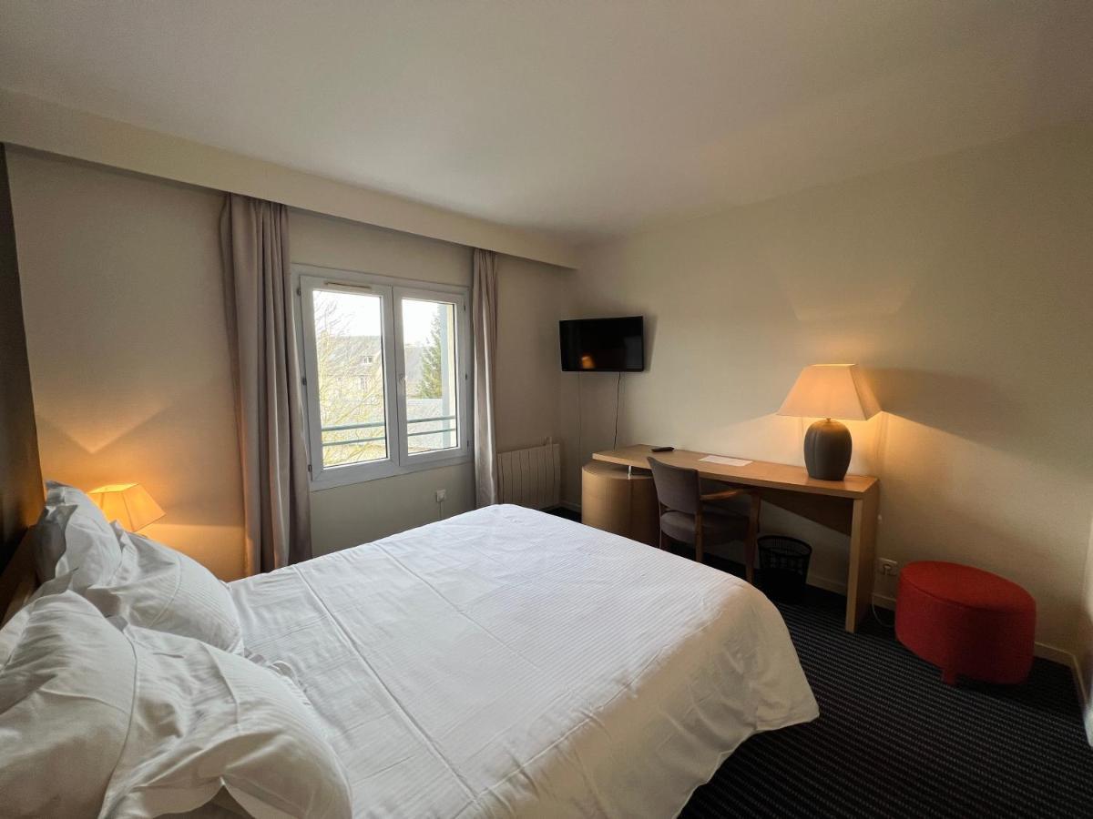 Le Pre Saint Germain Hotel Louviers Exterior photo